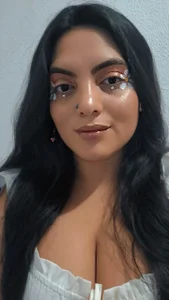 Isabella_Moraa Public Pic 5