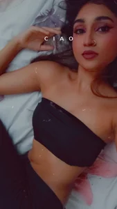 Amber_Rose06 Public Pic 9