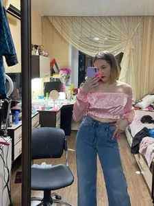 <3