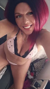 Forbidden-Irish-x Hot gilf Pic 3