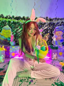 AbbyWathson 🐰🥚EASTER DAY Pic