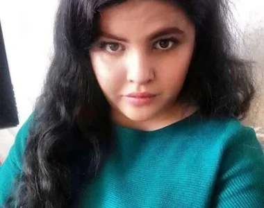BettiMathis Public Pic 3