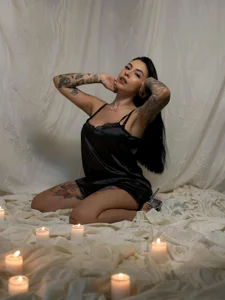 ChristineFord_ Veiled temptation🕯🤍 Poză 3