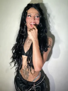 Abby_bella09 Mi skiny body Pic