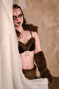 A WHOLE WARRIOR od AmbeerWood_  snímek