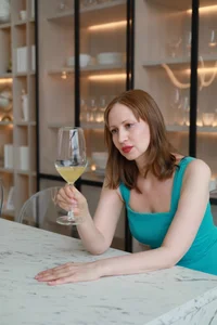 Elizabeth_Andersonn A few hot photos  8টি ছবি