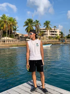 3Happy1 on the beach 🏖 Billede 4