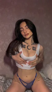 kaonasssiii Need me Pic 7