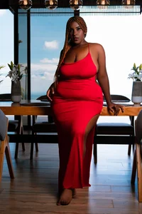 DakotaSexShow I am like a burning flame when I wear red Pic 3