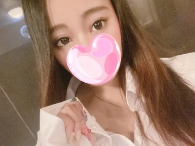 jasumin_J_Love Public Pic 3