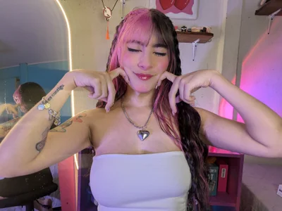Miyupeach_ Public Kuva 3
