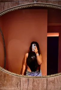 byanabrown noche de felicidad explosiva Pic 4