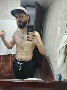 Fotos KauzZhomi 1 de kauzZhomi  Imagens