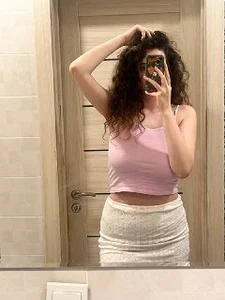 EllaYea I'm Ella Pic 3