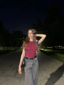 SheenaDunaway On the street 🏮 Pic 5