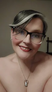 DEESPRETTIES's photo