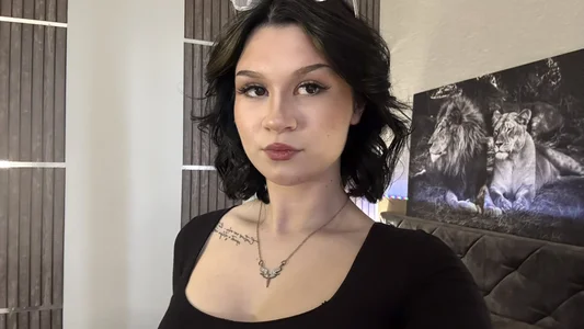 SaraBrownie Public Pic 4