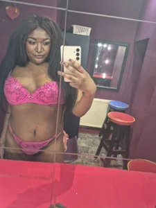 FleurEbonyXXX