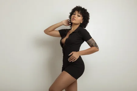 How about with trimmed hair? de izzyvega__  2 photos