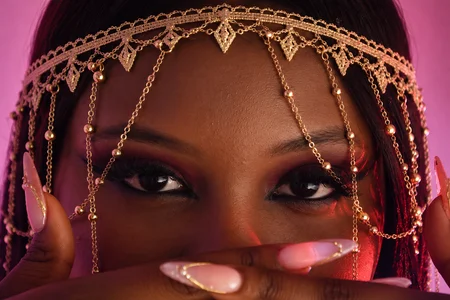 Katalina_san Take a closer look at this Egyptian face—it's the best 🔥👀 Pic