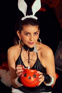 Jumping straight into your fantasies od allie_pearl  snímek