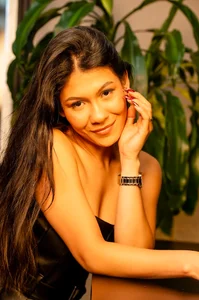 Julieta_Cortes__ Pretty face close up зображення 3