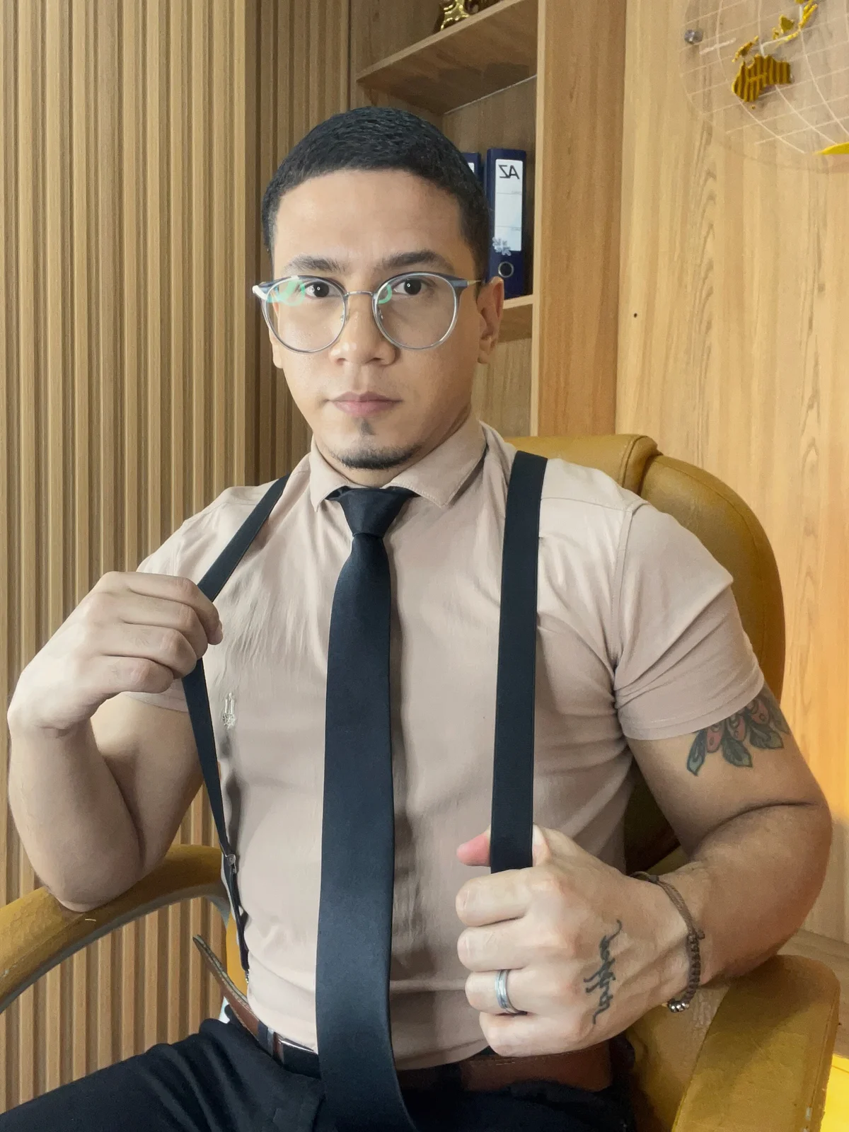 JoshMillerr_ Trendaava kuva 1800