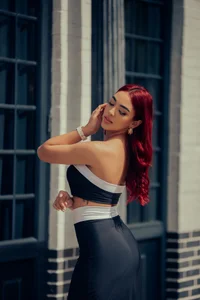 AmmyScott elegant in blue and white Pic 8