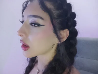JuliethaFox 💗💗💗 - {count, plural, one {תמונה אחת} two {שתי תמונות} many {# תמונות} other {# תמונות}}