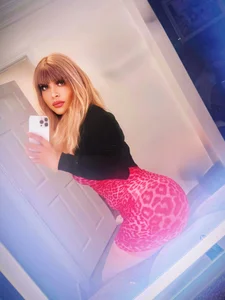 Vividpink-Isa 2026 New Life Pic 3
