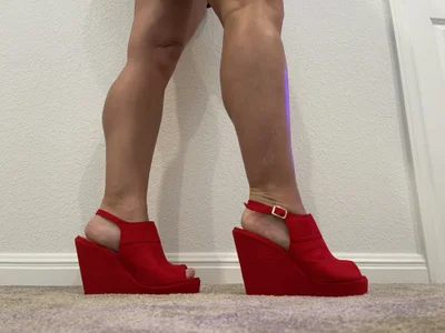 ShySuperheroGrrl Heels Pic