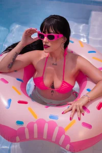 Aura_Baker I'm the cherry on the cake...🍒🫣😈👌 Pic 3