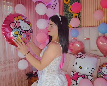 HAPPY BIRTHDAY JADE 🎂🎉🎉🎈 de Jade_Nmm  5 Imagens