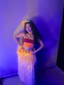 lucie_petite i am mohana Immagine  6