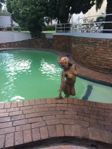 Miss_Moriah Swimming Foto 7