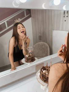 violeta_hills_ Public Pic 2