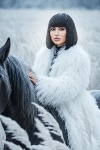 LaraMaeve Bow First. Stare Later. ❄️👑🔥 Pic 2