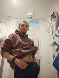 CrookedBunk3527 Public Hình 3