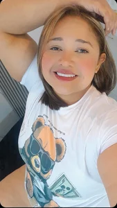 BustyyJuicy_Rs checking in with my friend the bear Pic 2