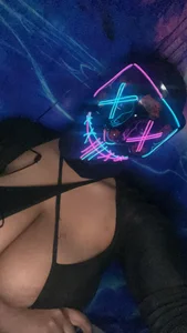 naughtyluxxxee Public Pic