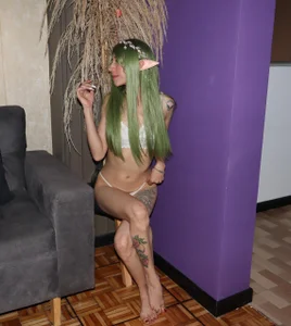 Sophia_moo_ SOPHIA THE ELF Immagine  7