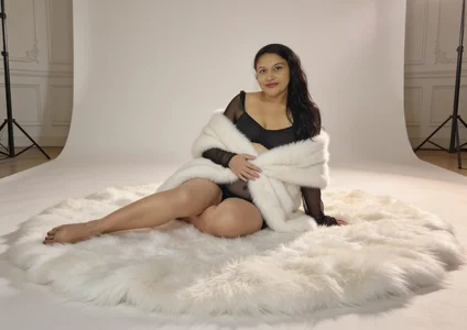 shantal_rosse1 🔥 Naughty hot brunette… ready to make you sin tonight 😈 Billede
