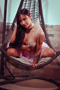 Mia_dreek Hi Mia صورة واحدة|Mia_dreek Hi Mia صورتان|Mia_dreek Hi Mia  4 صور|Mia_dreek Hi Mia  4 صورة