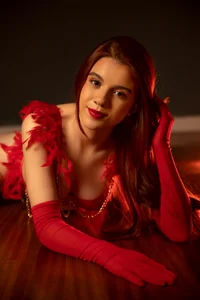 Layla_castilloo Red passion❤️‍🔥 Gambar 3