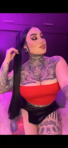 CloeeBeckam Red 🫣🔥 Foto 7