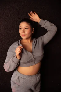 ValeriaMonet a little more of me 圖片 3