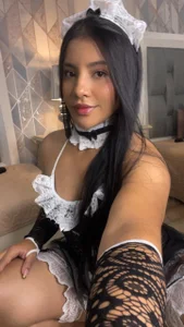 zharia_lux_25 Maid🖤🖤 Immagine  3