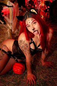 Megan_wolf1_ 🎃¿trick or pleasure?🐈‍⬛ Pic 7