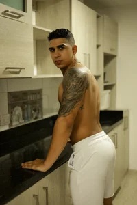 astrom_greyyPublic图片 4