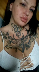 Public od CurvyBlondeVibes  2 snímek